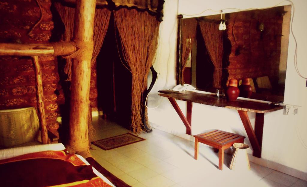 Sapphire Holiday Resort Ratnapura Luaran gambar
