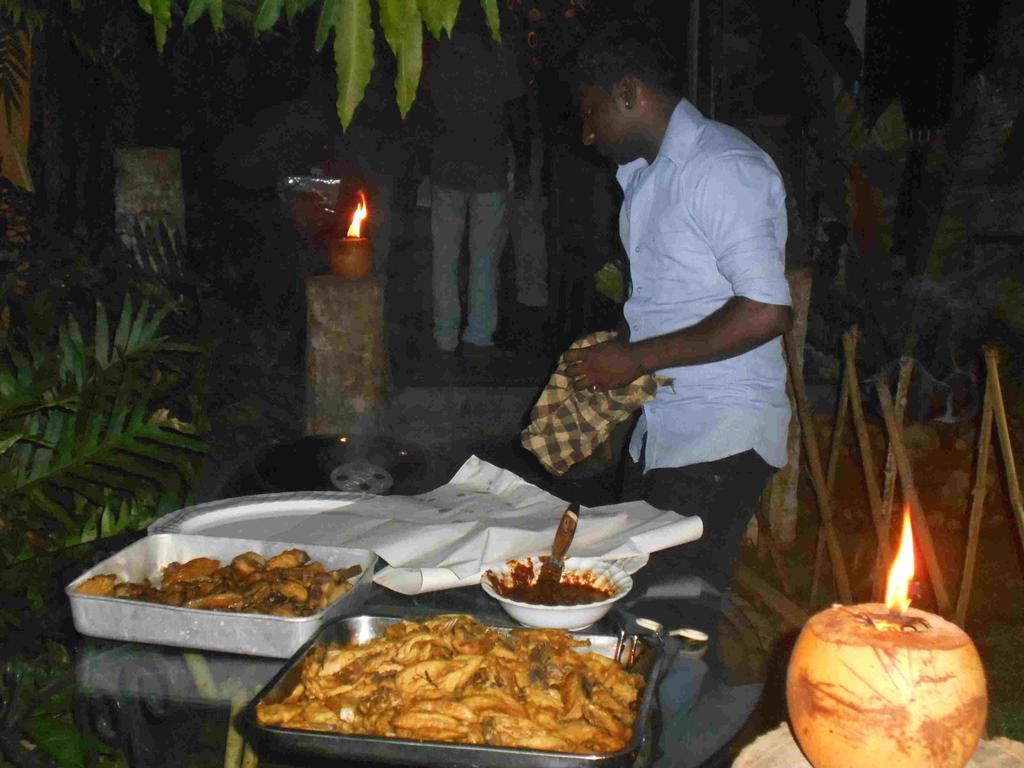 Sapphire Holiday Resort Ratnapura Luaran gambar