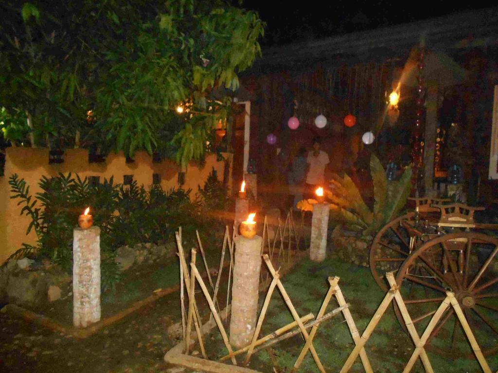 Sapphire Holiday Resort Ratnapura Luaran gambar