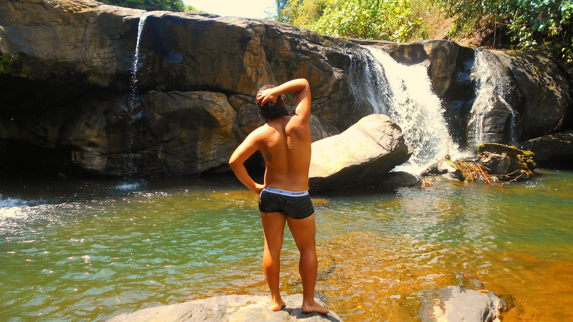 Sapphire Holiday Resort Ratnapura Luaran gambar